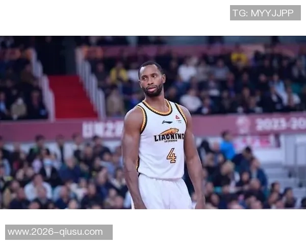 托布:以积极态度传递能量努力提升球队表现14分6板展现实力 托布:以积极态度传递能量努力提升球队表现14分6板展现实力