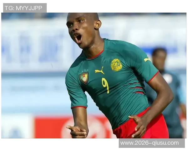 博尼回忆初恋球衣埃托奥的蓝黑战袍承载青春梦想 博尼回忆初恋球衣埃托奥的蓝黑战袍承载青春梦想