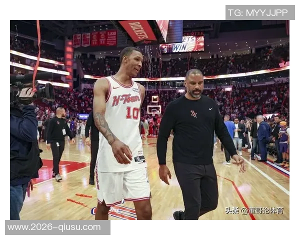 年度十大冲突回顾火勇G4激烈对抗老六再度上榜普拉姆利意外受伤引关注 年度十大冲突回顾火勇G4激烈对抗老六再度上榜普拉姆利意外受伤引关注