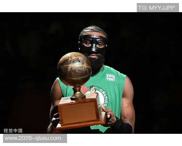 杰伦布朗高效表现三分球火力全开助力球队获胜 杰伦布朗高效表现三分球火力全开助力球队获胜