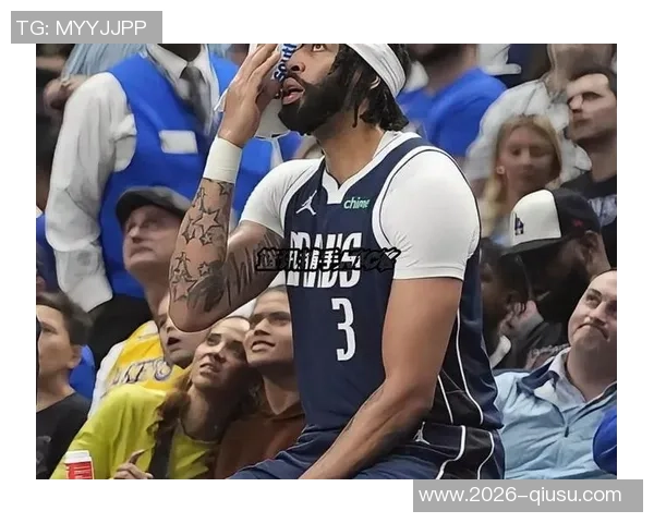 独行侠训练照曝光浓眉佩戴护目镜克莱弗与拉格齐齐亮相展现状态 独行侠训练照曝光浓眉佩戴护目镜克莱弗与拉格齐齐亮相展现状态